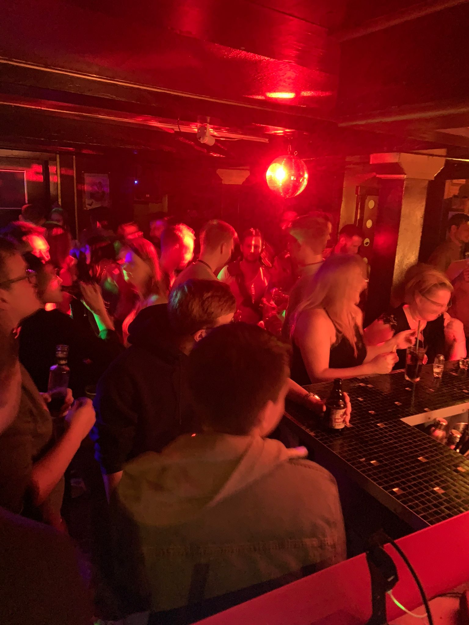 Firmenfeier mit DJ und Tanzfläche