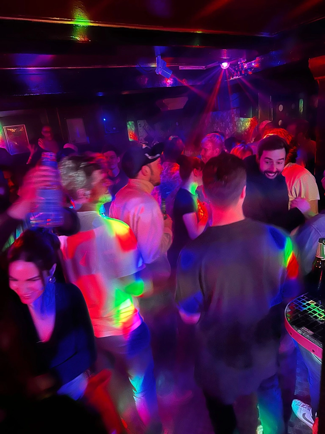 Firmenfeier mit DJ und Tanzfläche